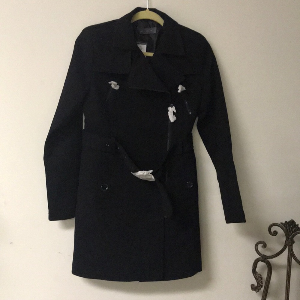 Suzy Shier Jacket size S/P black Belted NWT